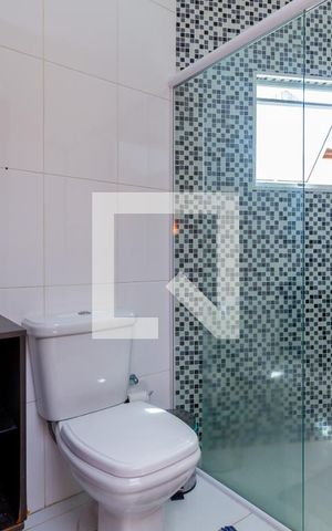 Casa à venda com 280m², 4 quartos e 2 vagas Casa à venda com 280m², 4 quartos e 2 vagasBanheiro - Suíte 2
