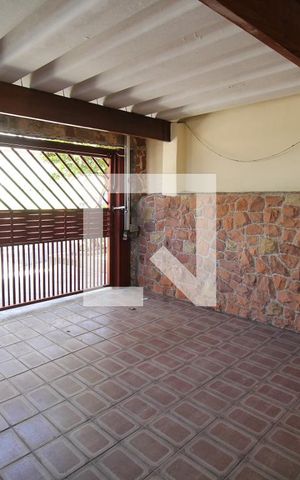 Casa à venda com 200m², 6 quartos e 2 vagasGaragem