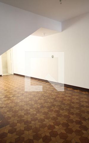 Casa à venda com 200m², 6 quartos e 2 vagasSala