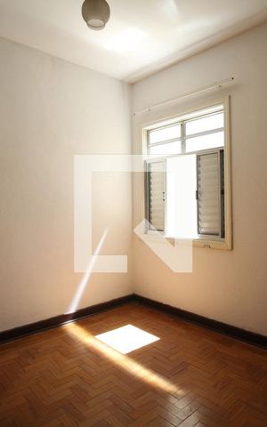 Casa à venda com 200m², 6 quartos e 2 vagasQuarto 2