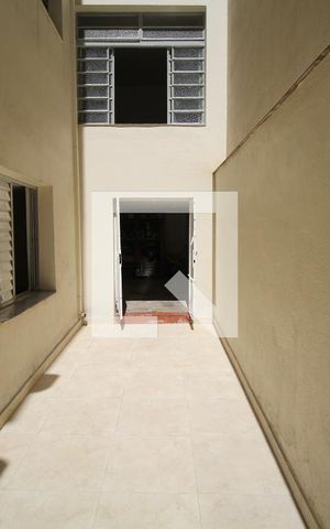 Casa à venda com 200m², 6 quartos e 2 vagasQuintal
