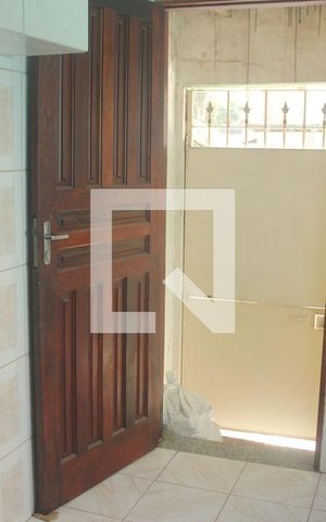 Casa para alugar com 35m², 1 quarto e 1 vagaSala/Cozinha
