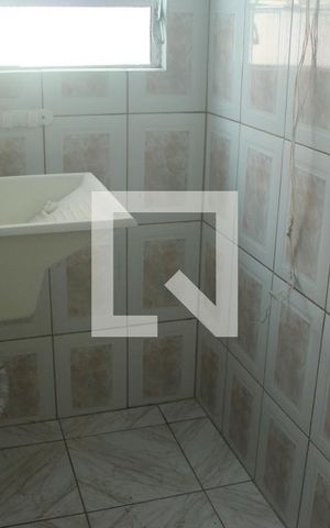 Casa para alugar com 35m², 1 quarto e 1 vagaÁrea de Serviço