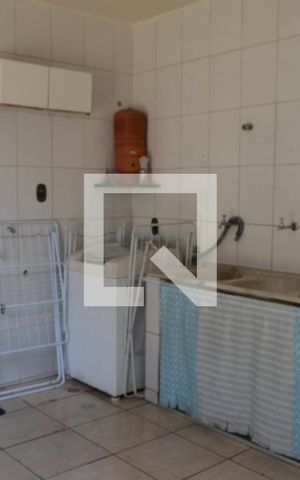 Casa à venda com 300m², 5 quartos e 5 vagasÁrea de Serviço