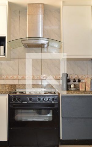 Casa à venda com 300m², 5 quartos e 5 vagasCozinha