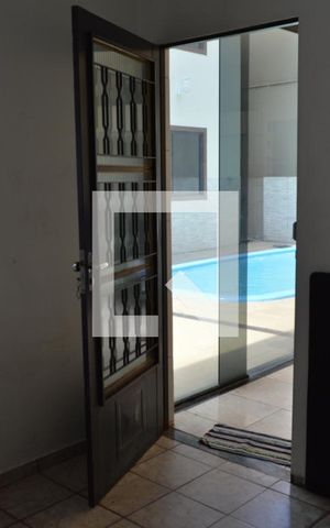 Casa à venda com 300m², 5 quartos e 5 vagasQuarto 5