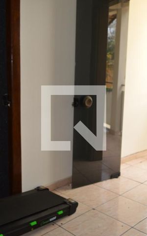 Casa à venda com 300m², 5 quartos e 5 vagasQuarto 3