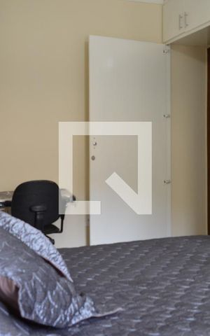 Casa à venda com 300m², 5 quartos e 5 vagasQuarto 2