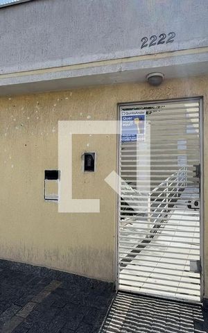 Casa de condomínio para alugar com 122m², 3 quartos e 1 vaga Casa de condomínio para alugar com 122m², 3 quartos e 1 vagaFachada
