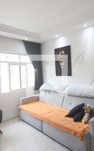 Casa à venda com 198m², 4 quartos e 2 vagasSala