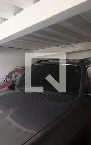 Casa à venda com 198m², 4 quartos e 2 vagasGaragem
