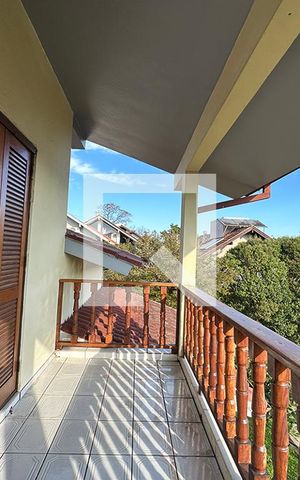 Casa à venda com 400m², 3 quartos e 2 vagasVaranda