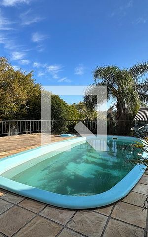 Casa à venda com 400m², 3 quartos e 2 vagasÁrea externa