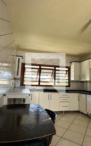 Casa à venda com 400m², 3 quartos e 2 vagasCozinha