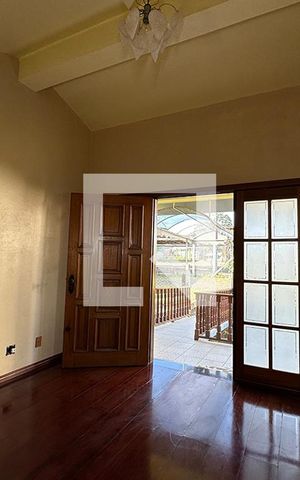 Casa à venda com 400m², 3 quartos e 2 vagasSala 2