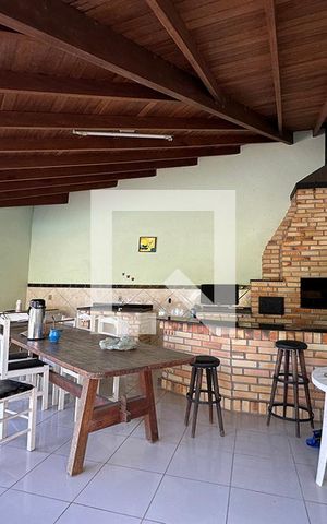 Casa à venda com 400m², 3 quartos e 2 vagasÁrea externa