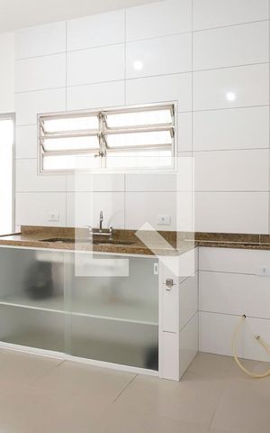 Casa para alugar com 80m², 2 quartos e 1 vagaCozinha
