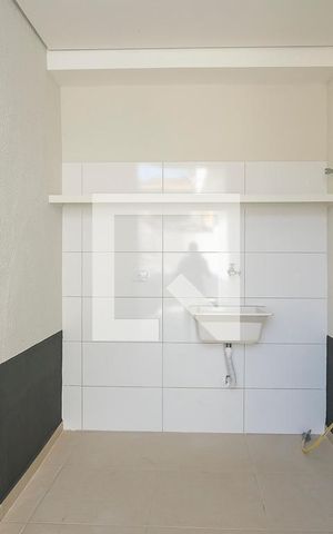 Casa para alugar com 80m², 2 quartos e 1 vagaÁrea de Serviço