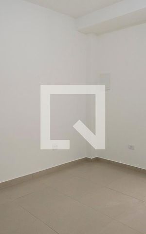 Casa para alugar com 80m², 2 quartos e 1 vagaQuarto 1