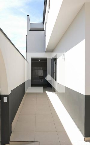 Casa para alugar com 80m², 2 quartos e 1 vagaÁrea Comum