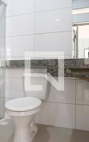 Casa para alugar com 80m², 2 quartos e 1 vagaBanheiro
