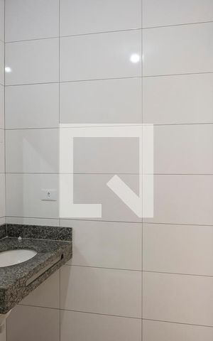 Casa para alugar com 80m², 2 quartos e 1 vagaBanheiro