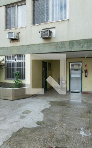 Apartamento à venda com 75m², 2 quartos e 1 vagaÁrea comum