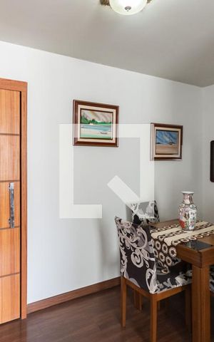Apartamento à venda com 75m², 2 quartos e 1 vagaSala