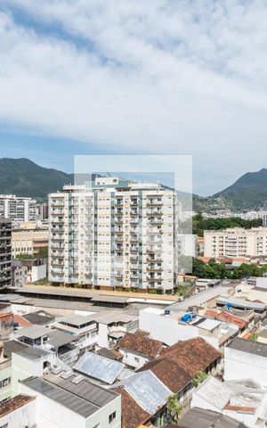 Apartamento à venda com 75m², 2 quartos e 1 vagaVista