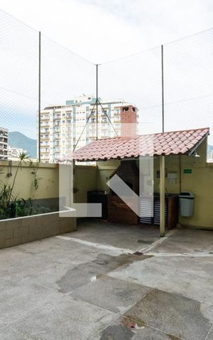 Apartamento à venda com 75m², 2 quartos e 1 vagaÁrea comum