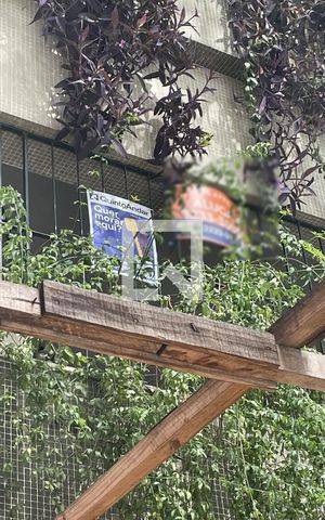 Apartamento à venda com 75m², 2 quartos e 1 vagaPlaquinha