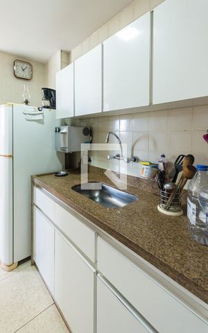 Apartamento à venda com 75m², 2 quartos e 1 vagaCozinha