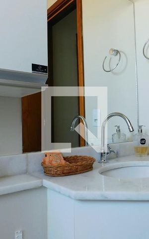 Apartamento para alugar com 56m², 2 quartos e 2 vagasBanheiro 