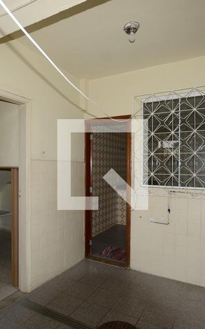 Apartamento à venda com 110m², 3 quartos e 1 vagaÁrea de Serviço