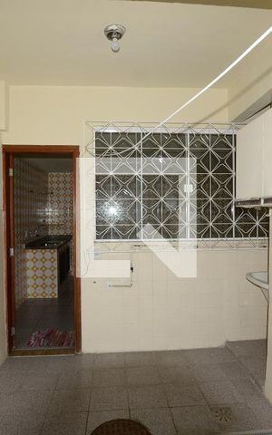 Apartamento à venda com 110m², 3 quartos e 1 vagaÁrea de Serviço