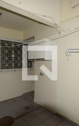 Apartamento à venda com 110m², 3 quartos e 1 vagaÁrea de Serviço