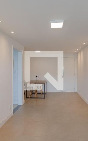 Apartamento à venda com 68m², 2 quartos e 1 vagaSala