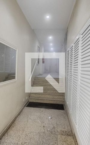 Studio à venda com 35m², 1 quarto e sem vaga Studio à venda com 35m², 1 quarto e sem vagaHall