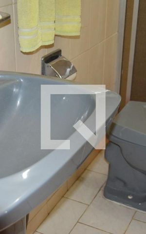 Casa à venda com 180m², 4 quartos e 2 vagasBanheiro