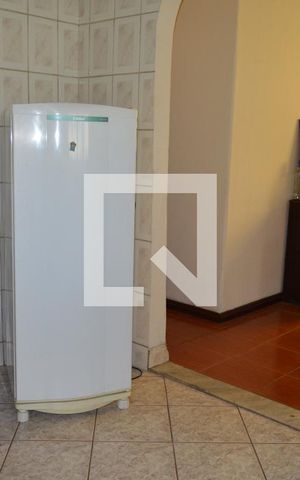 Casa à venda com 180m², 4 quartos e 2 vagasCozinha