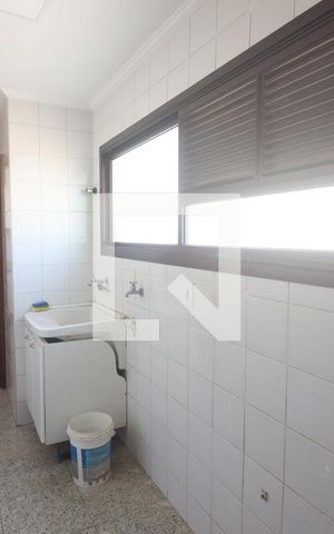 Apartamento à venda com 156m², 2 quartos e 2 vagasÁrea de Serviço