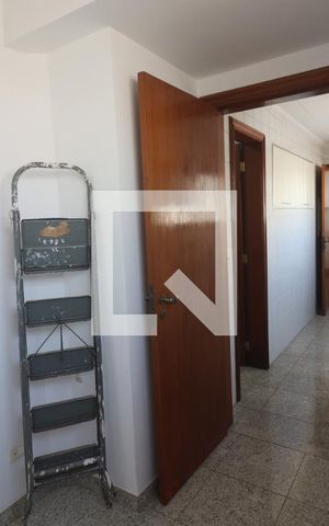 Apartamento à venda com 156m², 2 quartos e 2 vagasQuarto Área de Serviço