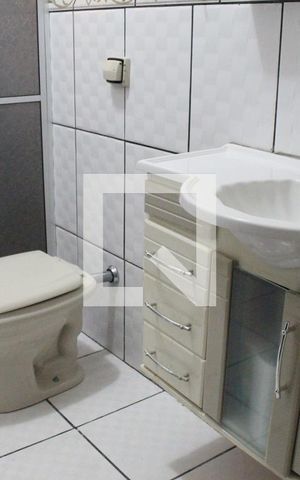 Casa à venda com 143m², 3 quartos e 1 vagaBanheiro