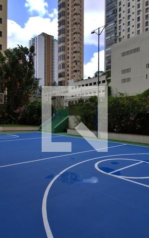 Apartamento à venda com 300m², 3 quartos e 3 vagas Apartamento à venda com 300m², 3 quartos e 3 vagasÁrea comum