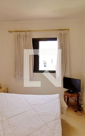 Apartamento à venda com 300m², 3 quartos e 3 vagas Apartamento à venda com 300m², 3 quartos e 3 vagasSuíte 1