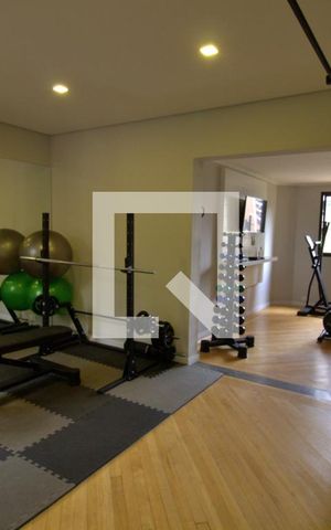 Apartamento à venda com 300m², 3 quartos e 3 vagas Apartamento à venda com 300m², 3 quartos e 3 vagasÁrea comum