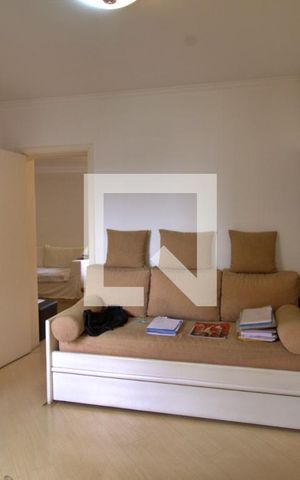 Apartamento à venda com 300m², 3 quartos e 3 vagas Apartamento à venda com 300m², 3 quartos e 3 vagasSuíte 2