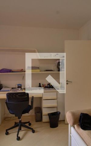 Apartamento à venda com 300m², 3 quartos e 3 vagas Apartamento à venda com 300m², 3 quartos e 3 vagasSuíte 2