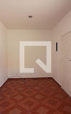 Casa à venda com 50m², 2 quartos e 1 vagaSala 