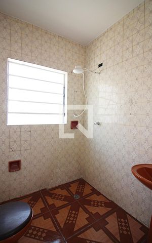 Casa à venda com 50m², 2 quartos e 1 vagaBanheiro 1